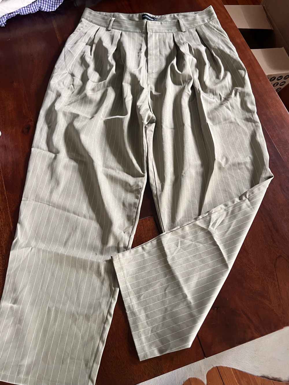 Pretty little thing Pale Green Pinstripe Trousers | US 10 | Wide Leg | NWNT